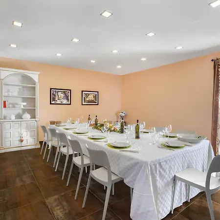 - Elia Villa Massa Lubrense